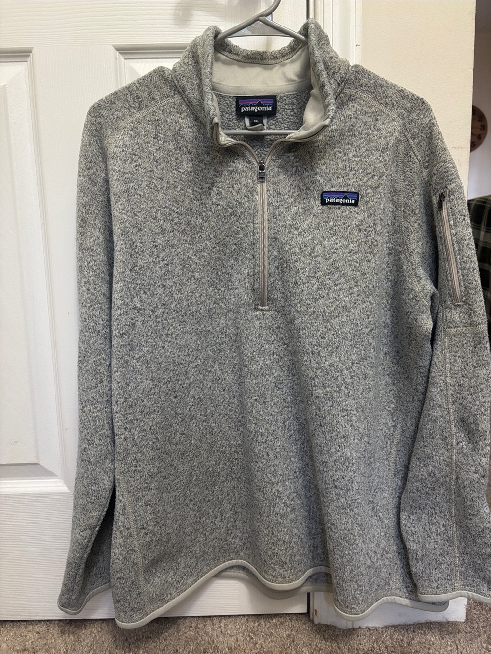 Patagonia Men’s Gray Quarter-Zip Fleece Pullover